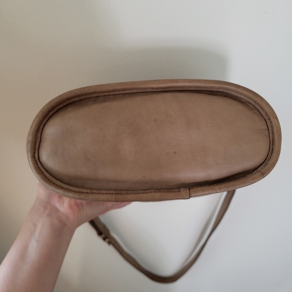 Vintage Coach Bucket Bag 4831 Bleeker - Picture 3 of 14